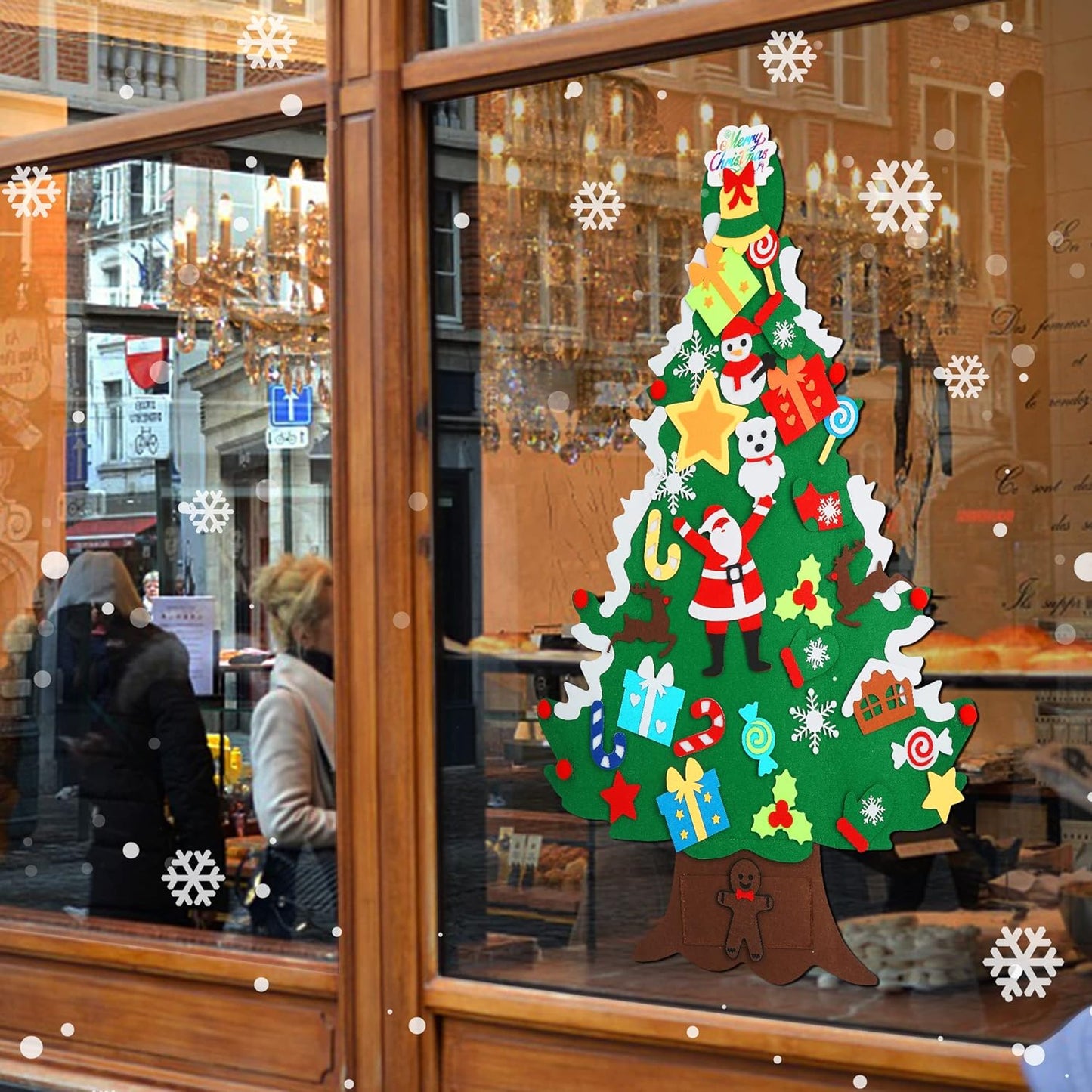 Glanzvoller Weihnachtszauber - Der eigene Weihnachtsbaum für die Kleinen