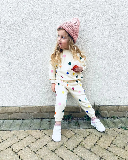 Frühlingszauber KinderMode 2024 - Erhebe jedes Abenteuer mit Komfort und Stil!