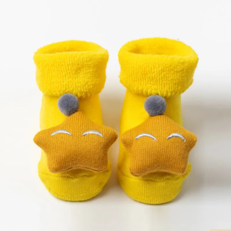 Kleinkind Kuschelsocken - Schritte in Wärme und Niedlichkeit